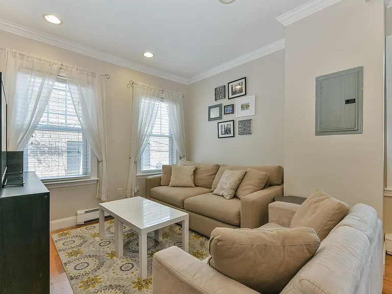 277 Silver St #2 — Photo 5