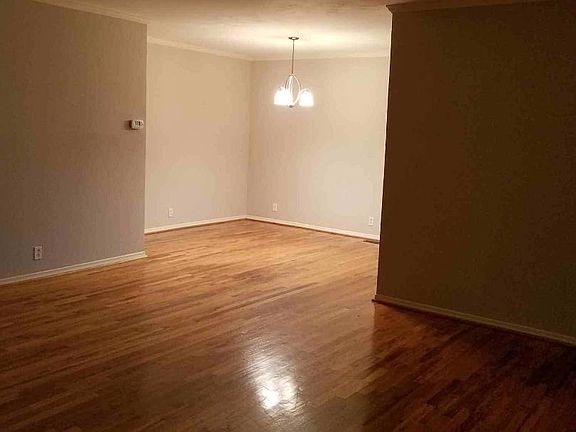 3rd image of 8518 Baltimore Dr APT 101