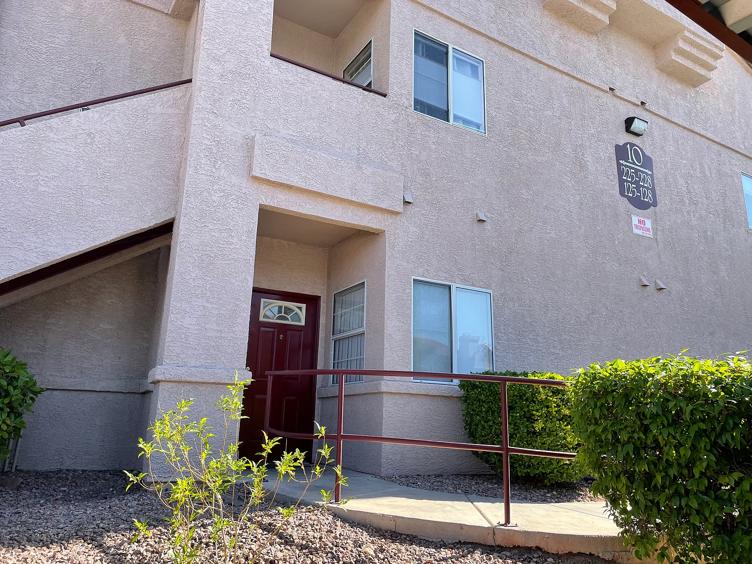 2 bed, 1070 sqft, $1,500 — Photo 1