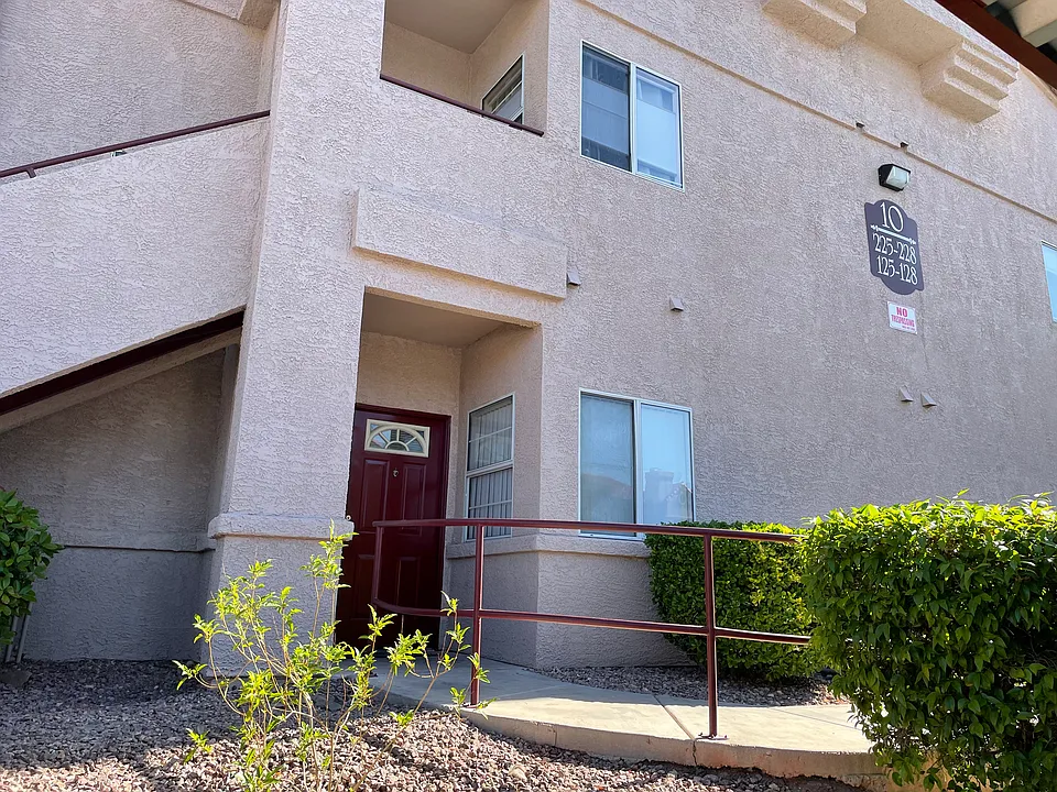5225 W Reno Ave #126