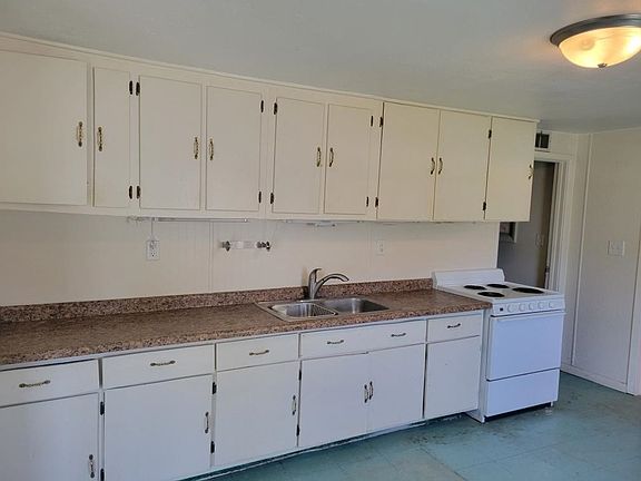 3rd image of 25278 140th St