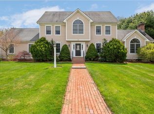 2 Grundys Way, Cumberland, RI 02864