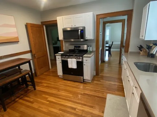 371 Lexington St #2, Auburndale, MA 02466