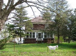 7330 Earhart Rd, South Lyon, MI 48178