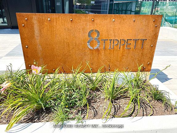 3rd image of 8 Tippett Rd #1017