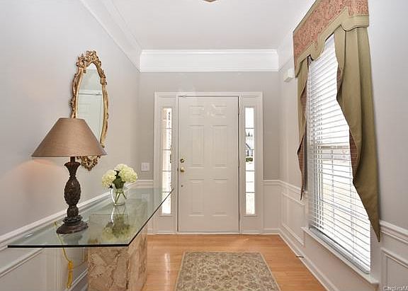 3rd image of 10529 Amontillado Dr