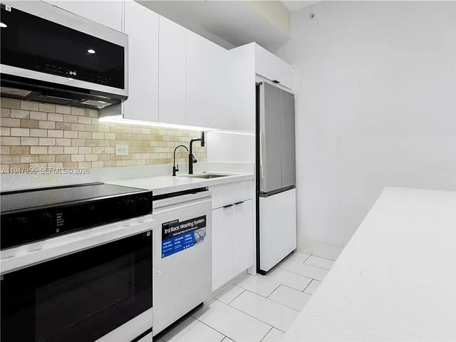 5300 NW 87th Ave — Photo 8
