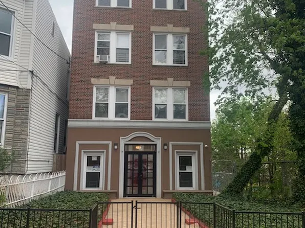 40 Booraem Avenue image 1 of 10