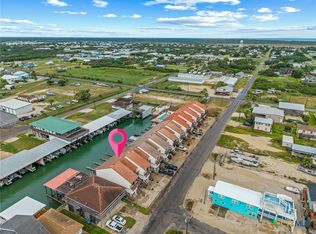 464 N 15th St, Pt O Connor, TX 77982