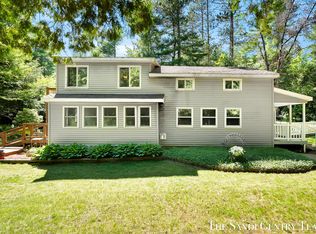 1360 E Bigelow Creek Trl, Newaygo, MI 49337
