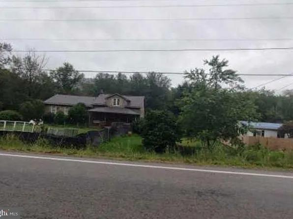 502 Springfield Ln, Ligonier, PA 15658