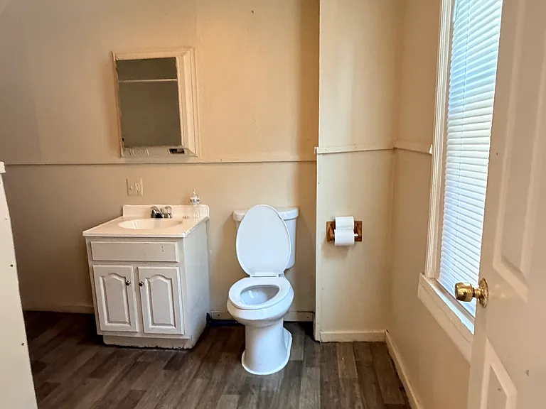 102 Box Ave #1 — Photo 7