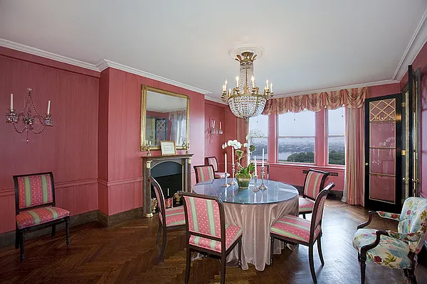 Sold by Stribling | media 20