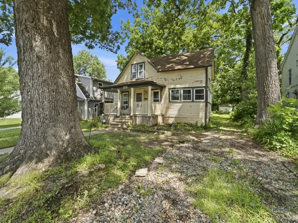 1543 33rd St, Des Moines, IA 50311