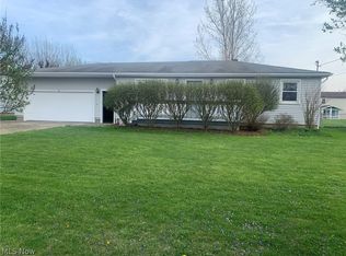 240 Towson Dr NW, Warren, OH