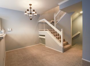 684 Sutton Crest Trl UNIT 103, Oak Park, CA 91377