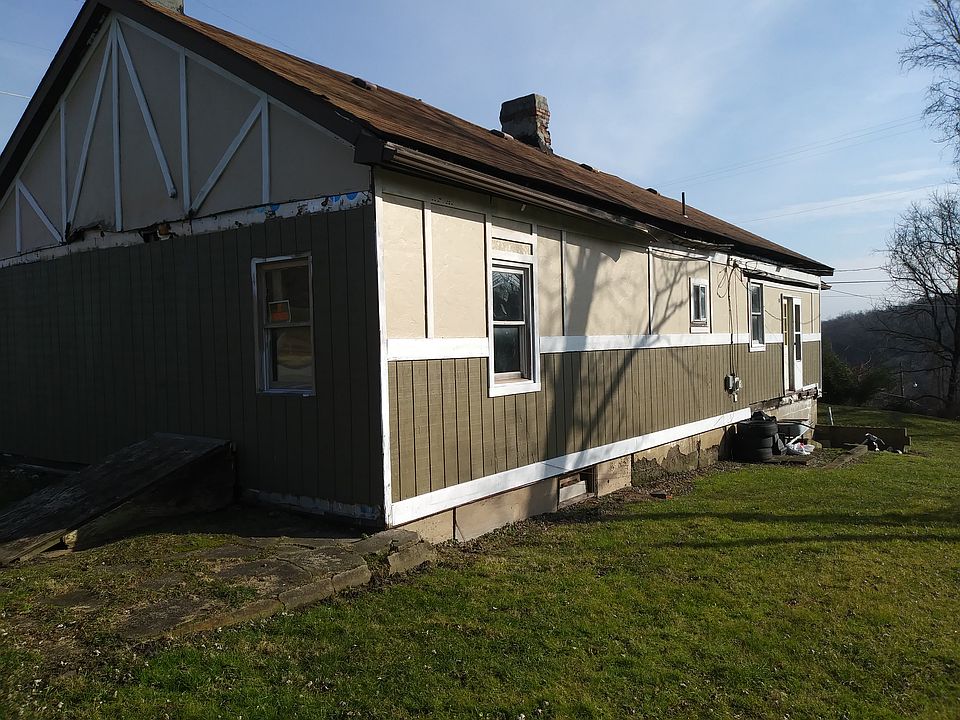 74 Crescent Heights Dr, Daisytown, PA 15427 Zillow