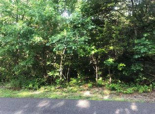 5647 Lake Hill Dr, Hillsboro, MO 63050