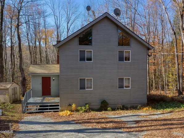 115 Gentian Holw, Becket, MA 01223