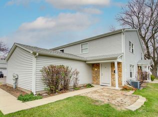 1321 N Glen Cir APT D, Aurora, IL 60506