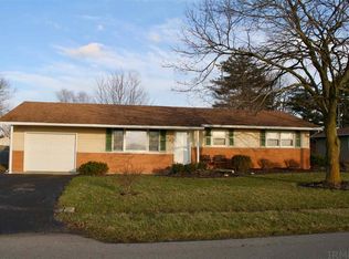 930 N County Line Rd, Markle, IN 46770