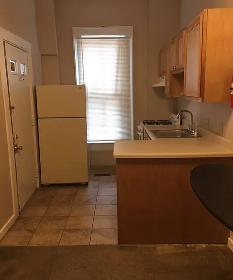 65 W Starr Ave #B — Photo 3