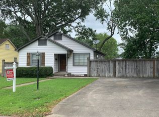 606 W 10th St, Stuttgart, AR 72160