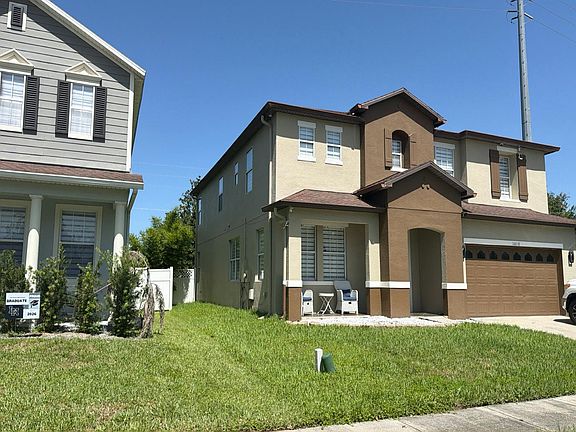 3rd image of 10018 Stratford Pointe Ave