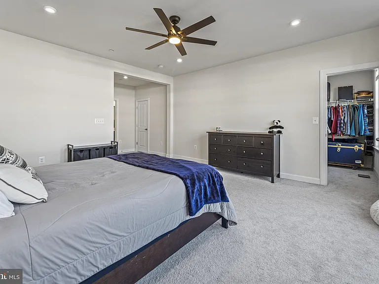 12384 Azure Ln — Photo 16