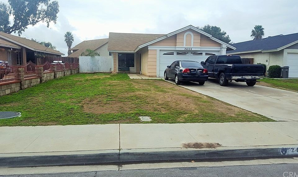 1st image of 24135 Delphinium Ave