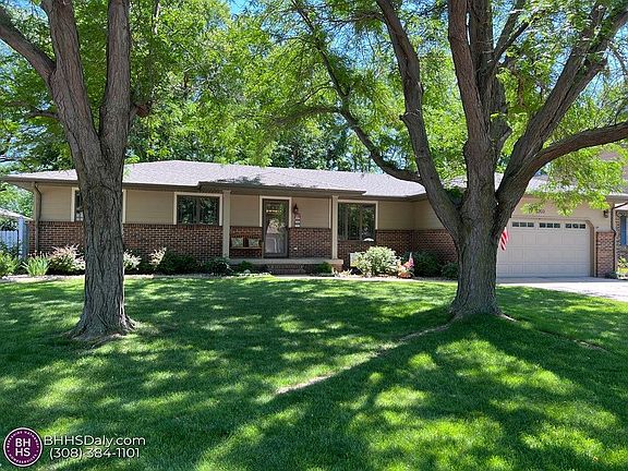 3rd image of 3203 Kennedy Way