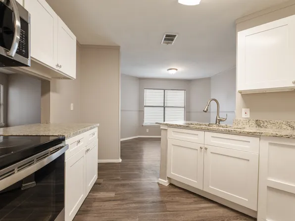 4122 Alaskian Sunrise Dr, San Antonio, TX 78244