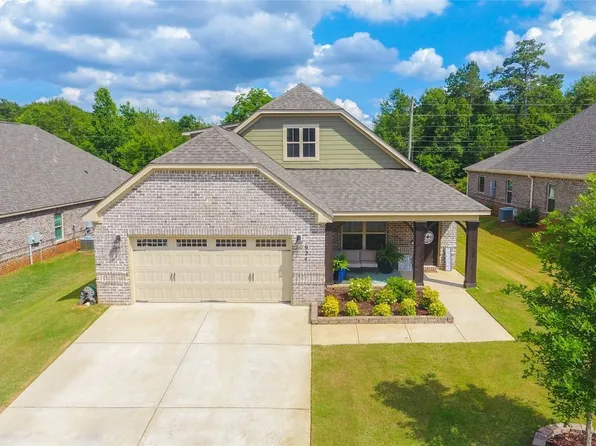 924 Delaney Dr, Prattville, AL 36066