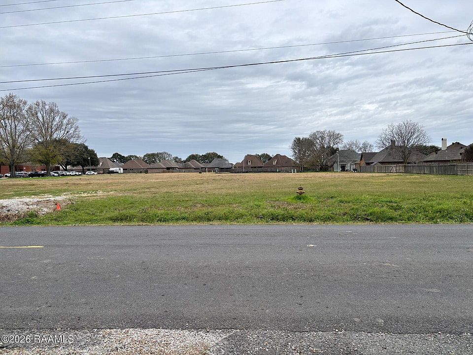 1st image of 1015 Hugh Wallis Rd S