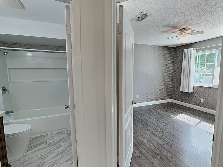 8212 Citrus Chase Dr — Photo 17