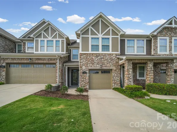1108 Roderick Dr, Fort Mill, SC 29708
