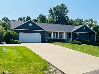 1st image of 2510 Stone Creek Cir