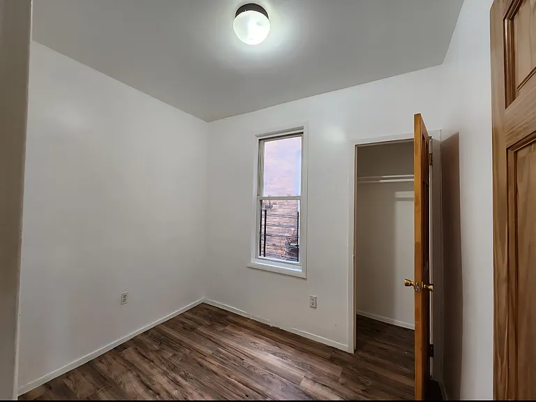 2442 Prospect Ave #2A — Photo 6
