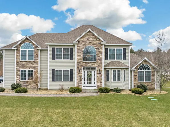 18 Senter Farm Road, Hudson, NH 03051