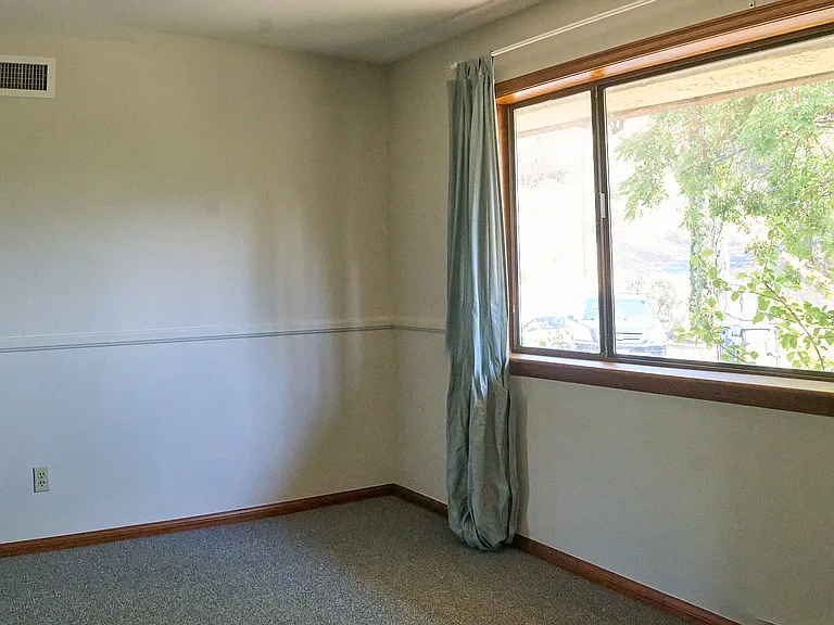 397 Loftyhill Dr — Photo 28