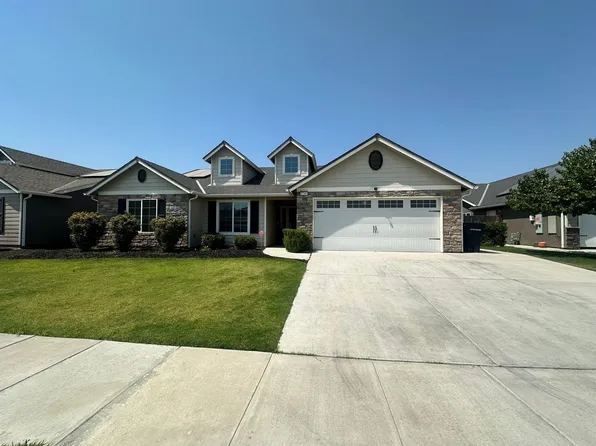 1746 Bryman St, Hanford, CA 93230