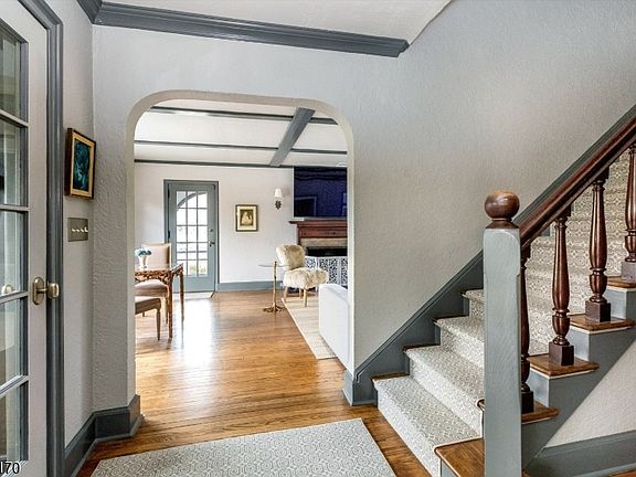 4th image of 89 Douglas Rd