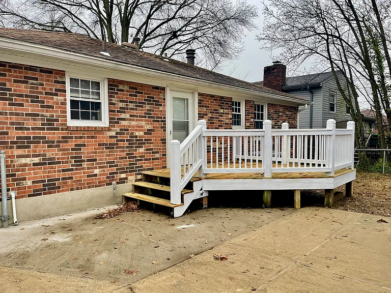 9019 Brandywyne Dr — Photo 4