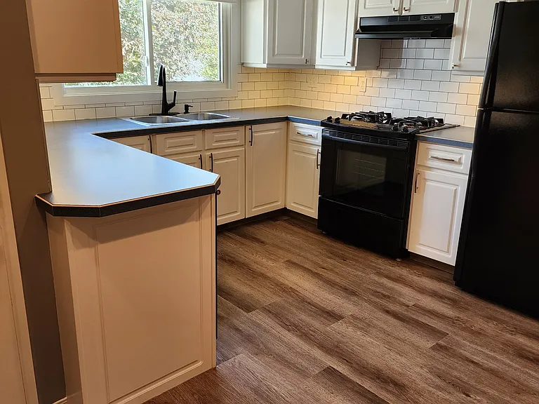 7112 Hunterwood Rd NW — Photo 5