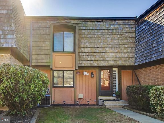 2nd image of 9566 Fern Hollow Way
