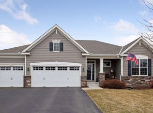 873 Cascade Way, Chaska, MN 55318