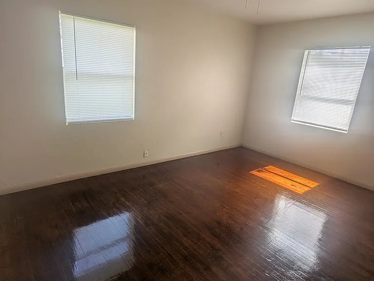 637 N Tampa Ave — Photo 11