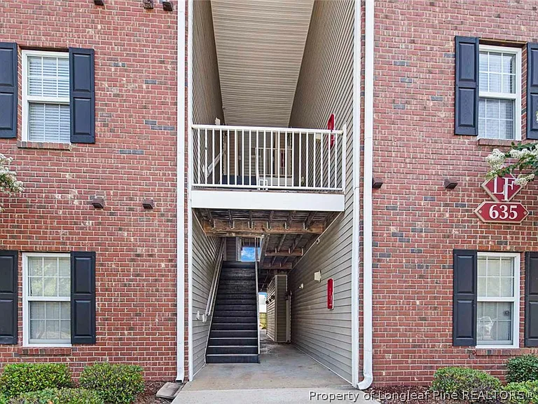635 Marshtree Ln #206 — Photo 1