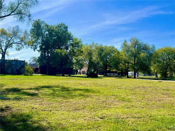 201 S Missouri St, Archie, MO 64725