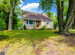 42 Melrose Dr, Pine Hill, NJ 08021